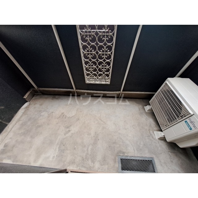 15/30 バルコニー