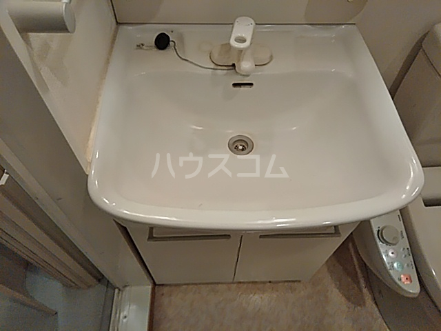 17/30 洗面