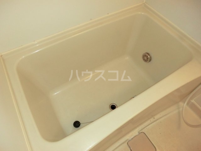 15/28 浴室