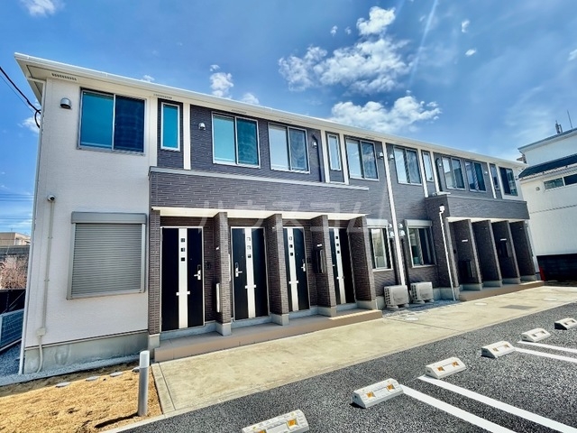 21/28 エントランス