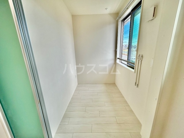 19/25 バルコニー