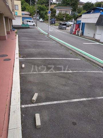 2/3 駐車場