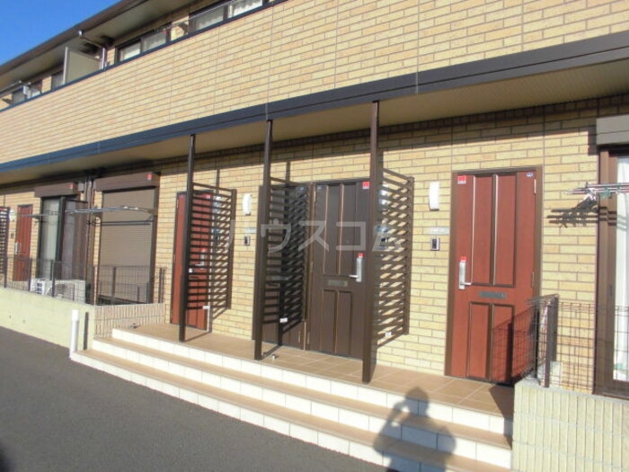 20/22 エントランス