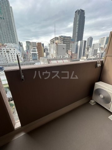 19/30 バルコニー