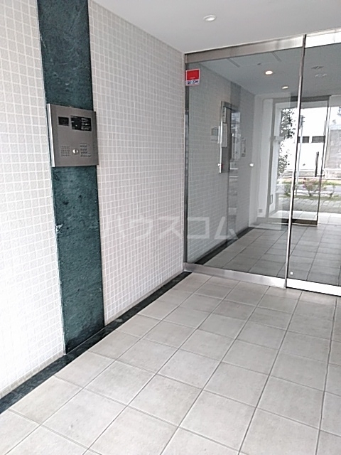 2/10 エントランス