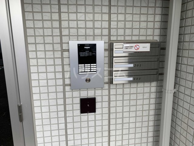 2/6 エントランス