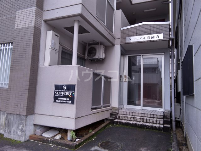 20/22 エントランス
