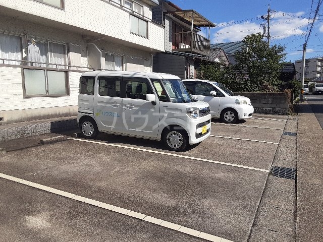20/21 駐車場