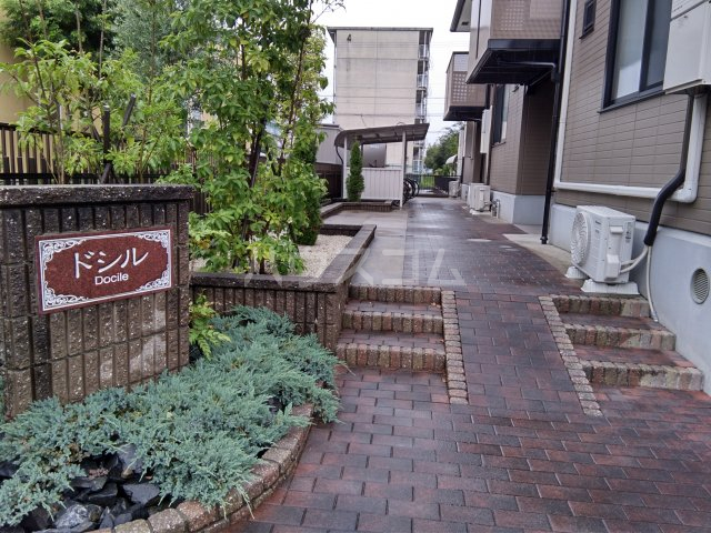 21/29 エントランス