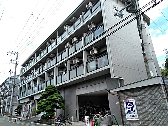 2/30 外観