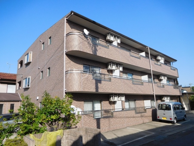 マーベラス小田井の外観