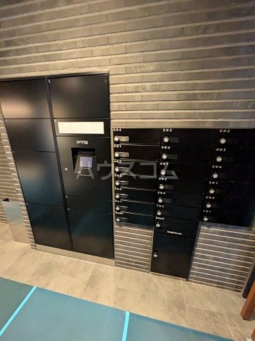 25/30 エントランス