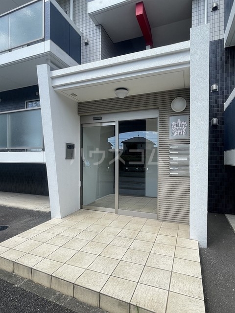 14/22 エントランス