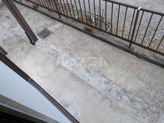 18/22 バルコニー