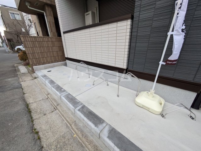 28/30 駐車場