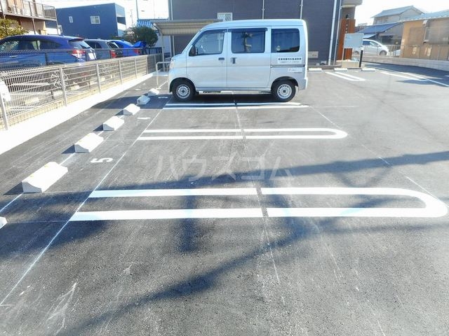 2/8 駐車場