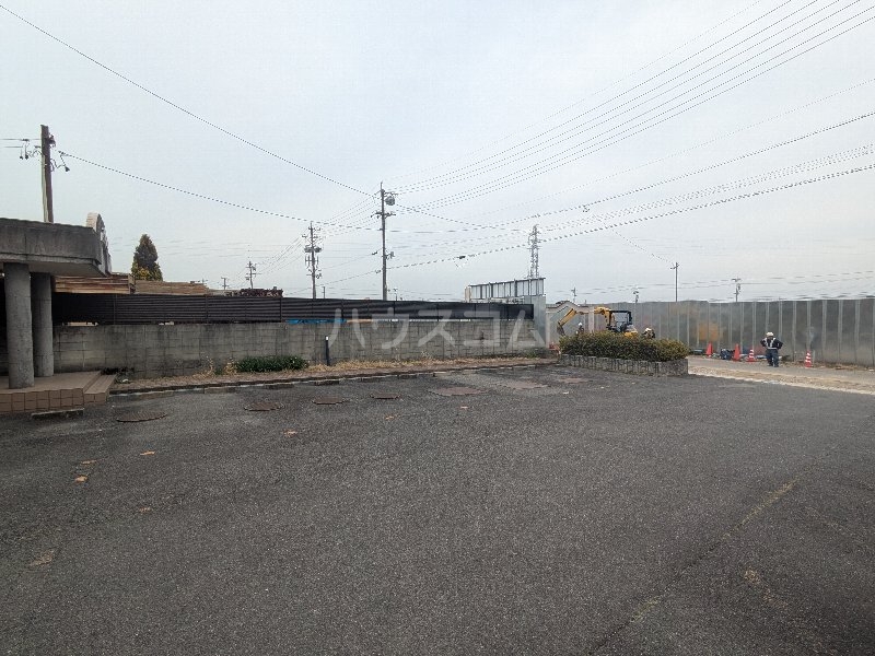 18/26 駐車場
