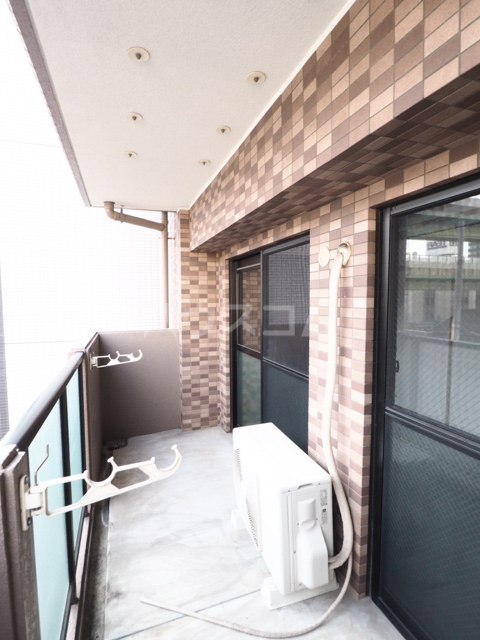 23/30 バルコニー