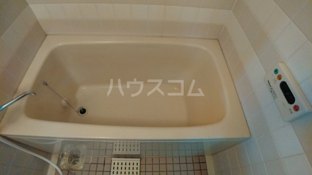 15/28 浴室
