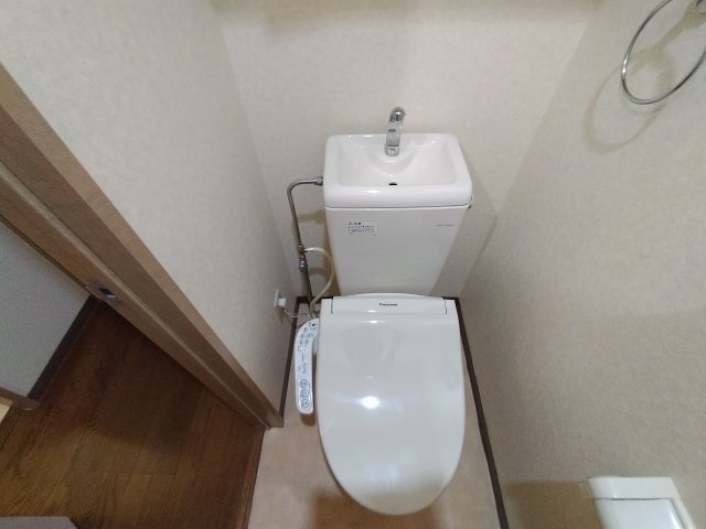 16/30 トイレ