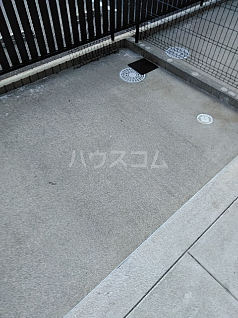 20/30 バルコニー