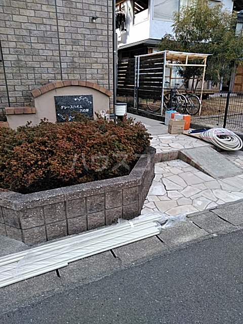 28/30 エントランス