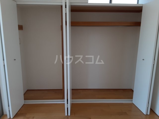 13/30 収納