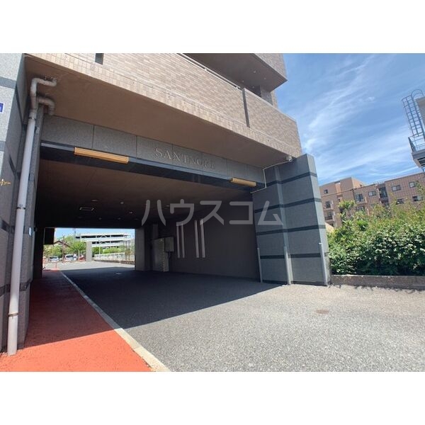 15/25 エントランス