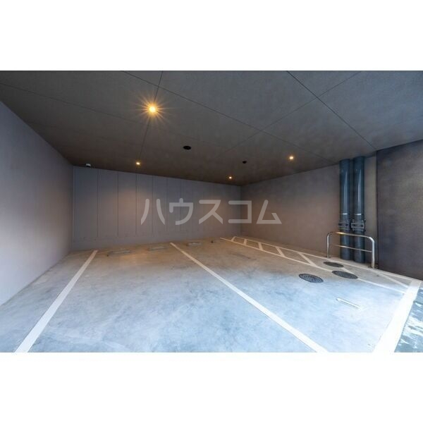 18/20 駐車場