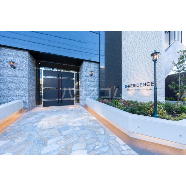 3/7 エントランス