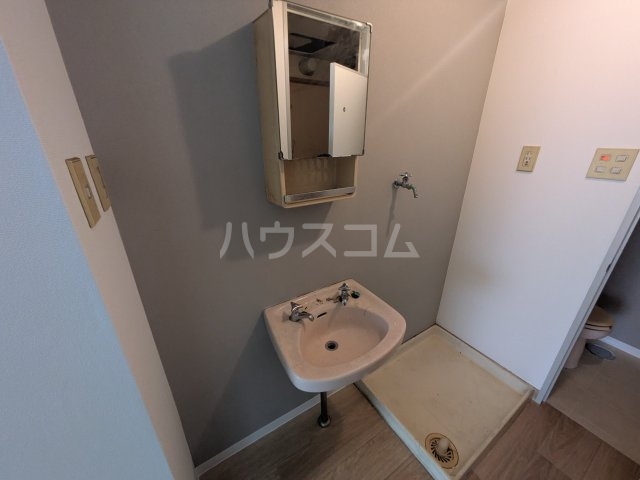 13/27 洗面
