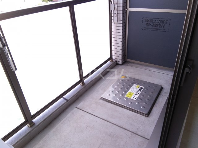 17/30 バルコニー