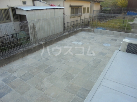 16/28 バルコニー