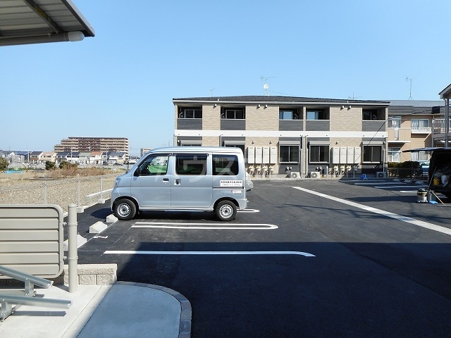 2/8 駐車場