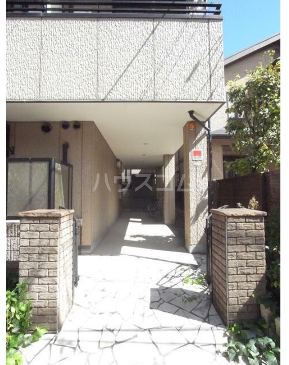 2/13 エントランス