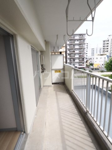 21/30 バルコニー