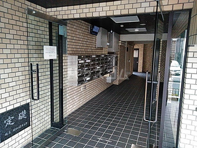 17/20 エントランス