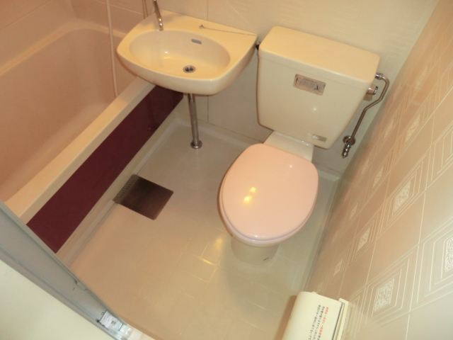 13/30 トイレ