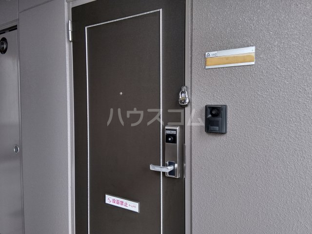 2/5 エントランス