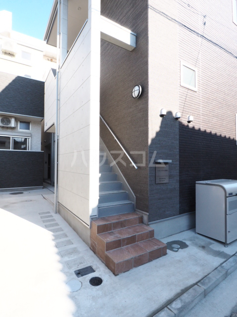 3/5 エントランス