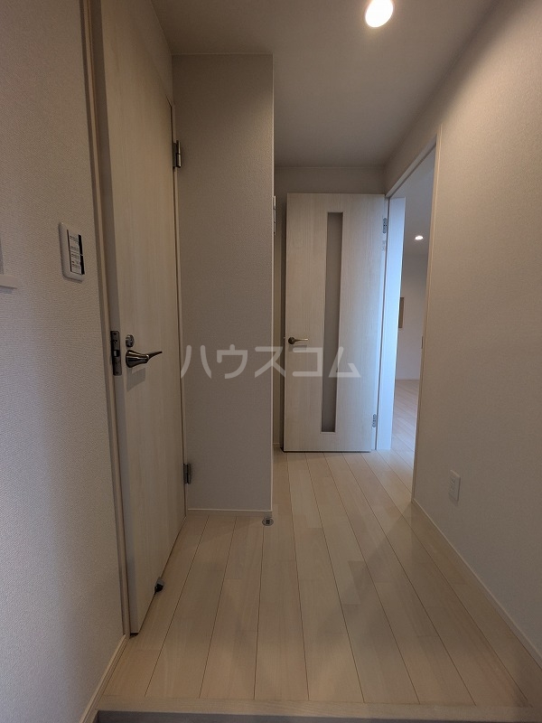 13/30 玄関