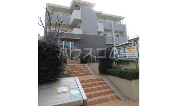 15/25 エントランス