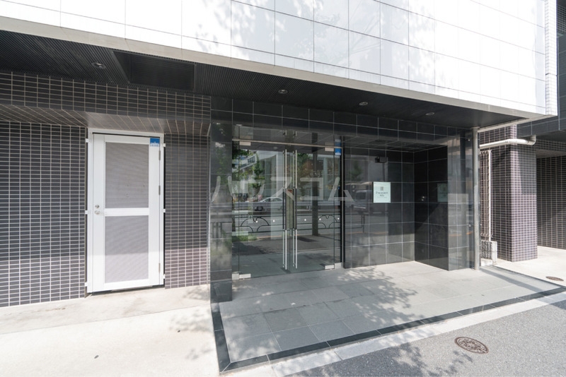 21/29 エントランス