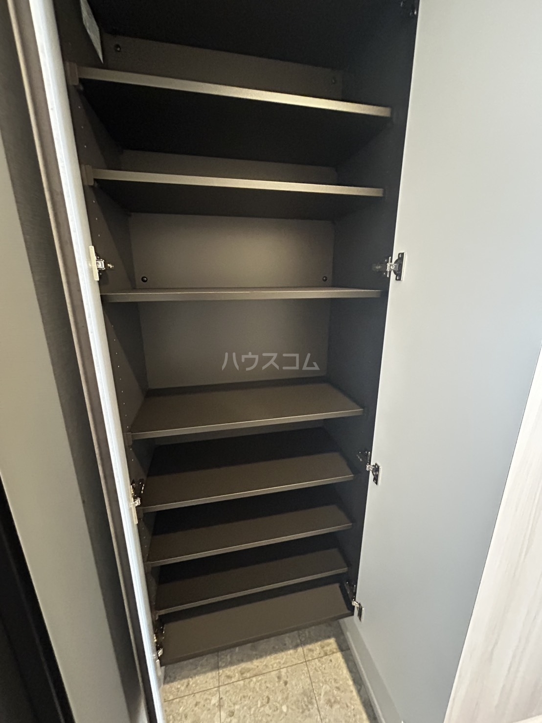 5/23 玄関