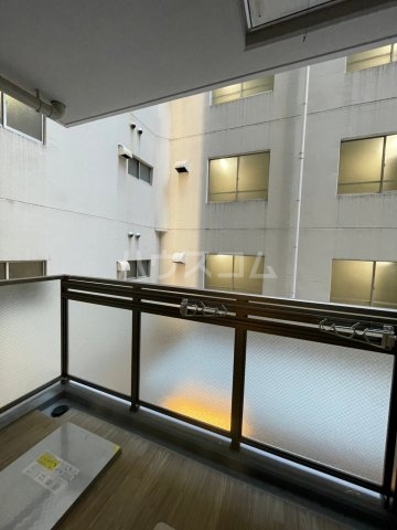 16/28 バルコニー