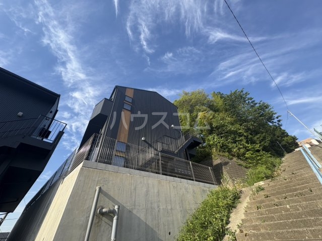 2/30 外観