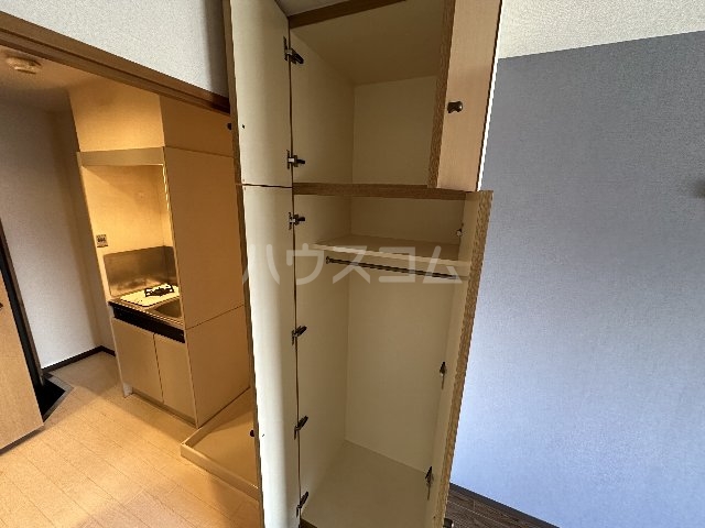 収納