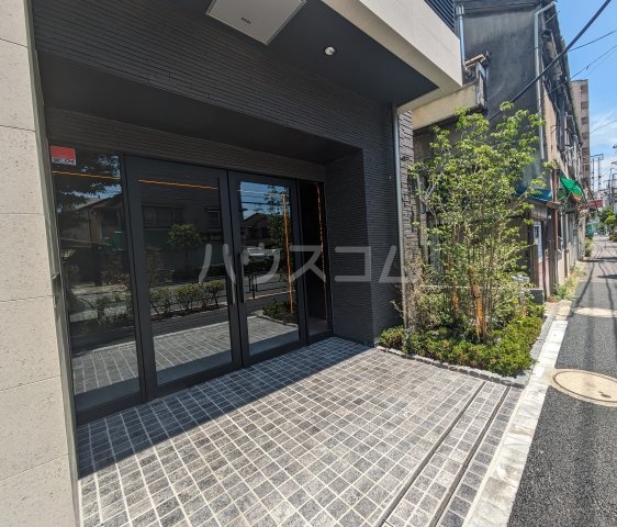 3/4 エントランス