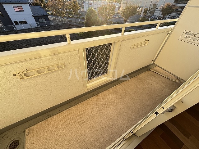 13/27 バルコニー