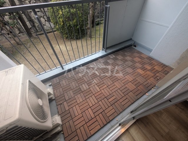 19/30 バルコニー